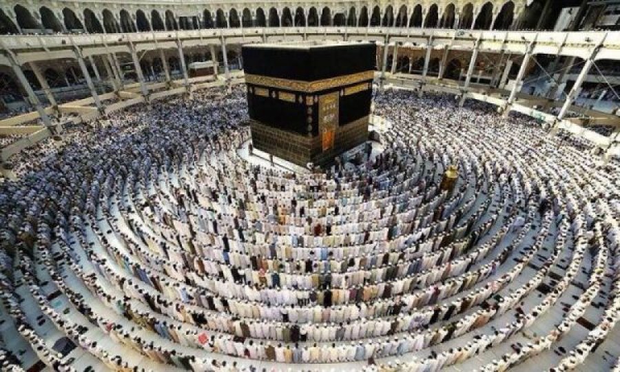 Arabia Saudite: Organizimi i shkuarjes në haxh për besimtarët myslimanë të Kosovës i takon vetëm BIK-ut