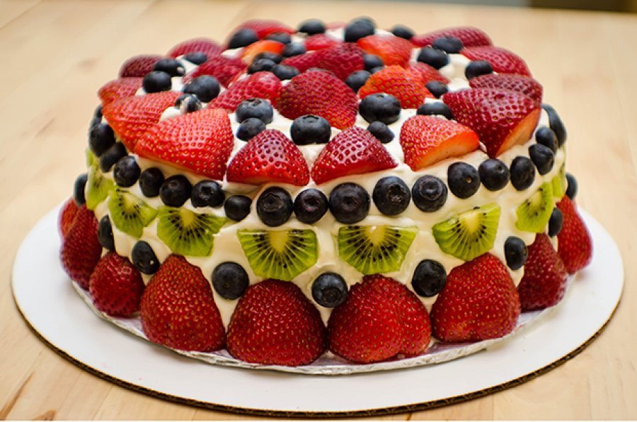 Receta e Pepës:Tortë me pemë