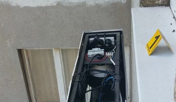 Policia në Veri identifikon dy lokacione ku kishte kamera vëzhguese: Dyshohet se janë përdorur nga institucionet e sigurisë së Serbisë