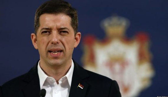 Hyseni: Pse 'ambasadori'  i  'kombit kosovar' vete në Beograd te  Marko Gjuriq?