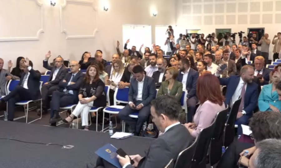 Nuk kalon kërkesa e LDK’së për kthimin e projektligjit për KPK’në në Komisionin e Venecias