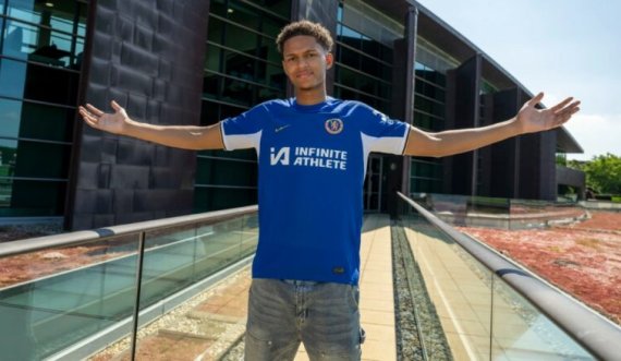 Chelsea nënshkruan zyrtarisht me yllin e  Aston Villas Omari Kellyman