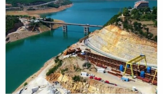 Ja kur do të përfundojnë punimet në Urën e Kukësit që eliminon kolonat e rrugës Kosovë – Tiranë