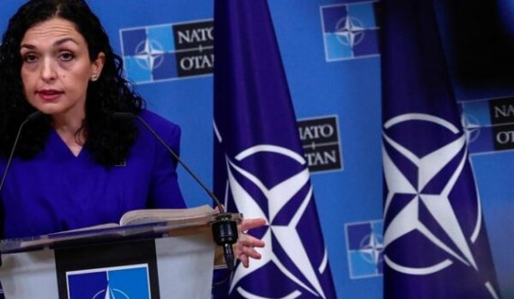 Dronët ‘Bayraktar’ fluturojnë mbi qiellin e Shqipërisë, Vjosa Osmani: Ku ka NATO, ka paqe dhe stabilitet