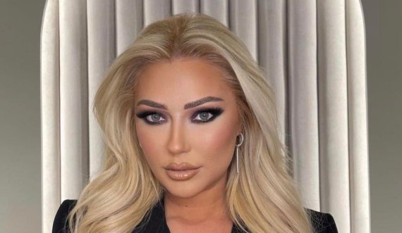 Ja çfarë thotë Ronela për komentuesit që shkruajnë fjalë 