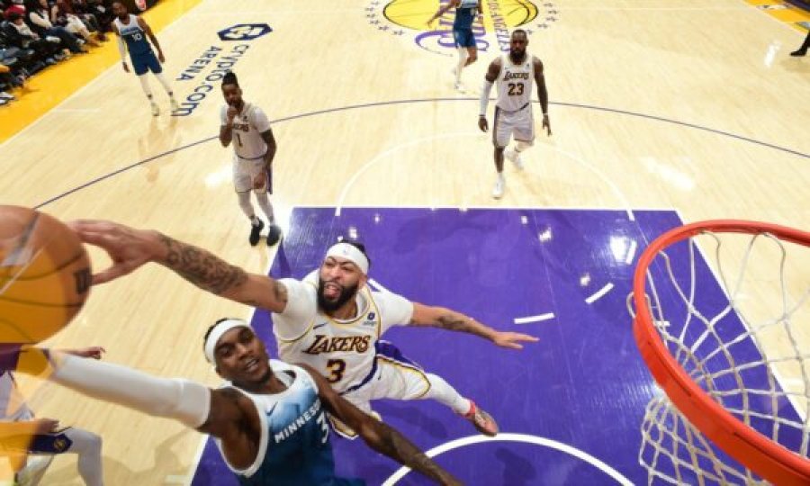 Lakers vazhdojnë me fitore, triumfojnë përballë Minnesotas