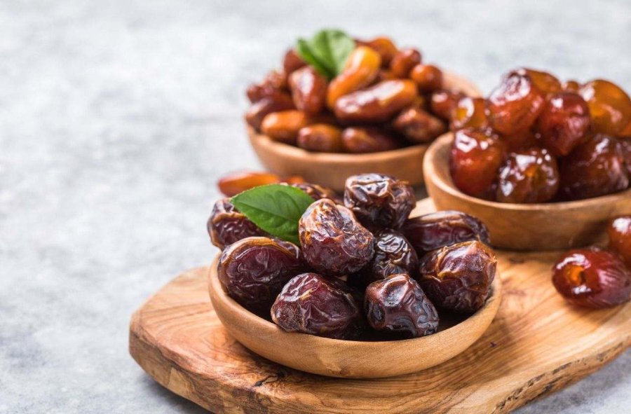 Hurmat janë një burim i shkëlqyer i hekurit