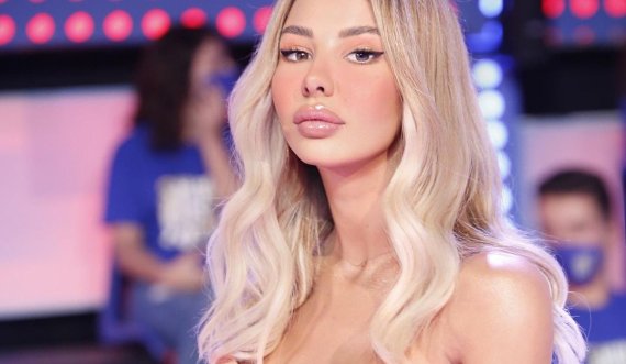 Aurela Hoxha tregon përse u largua nga atdheu
