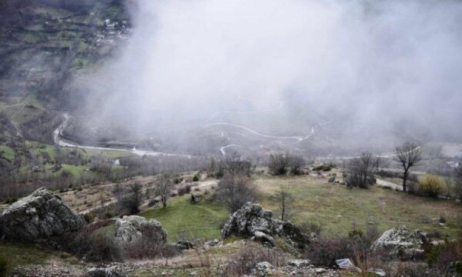 Aliu thotë se kanë nisur punimet për rrugët që ndërlidhin e afrojnë fshatrat e Kosovës dhe Shqipërisë