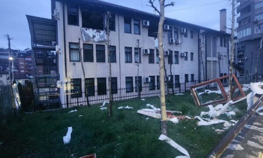 Arrestohet i dyshuari i katërt për zjarrëvënien në objektin e Gjykatës në Kaçanik – Policia jep detaje