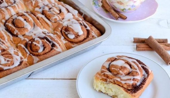 Receta e Pepës: Ëmbëlsirë role me kanellë
