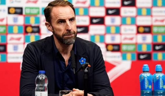 Trajneri i Anglisë ‘kërcënon’ dy yjet e kombëtares