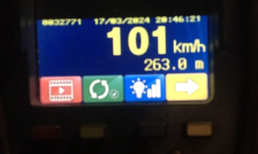 Ferizaj: Voziti 101 km/h në zonën 50km/h, shoferi gjobitet me 300 euro, heqje e patentes dhe 3 pikë negative