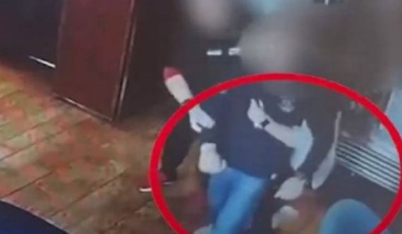 Ndodh edhe kjo: Klienti godet me thikë kuzhinierin shqiptar