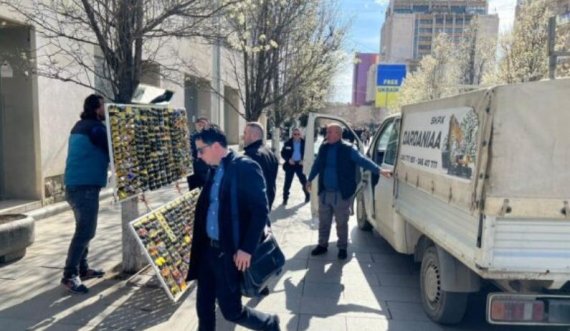 Inspektorati me aksion për largimin e shitësve ambulant nga sheshet e Prishtinës