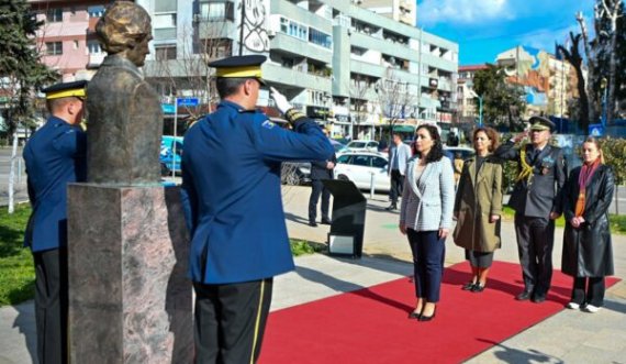 Osmani: Do ta kujtojmë gjithmonë kontributin këmbëngulës të Albright