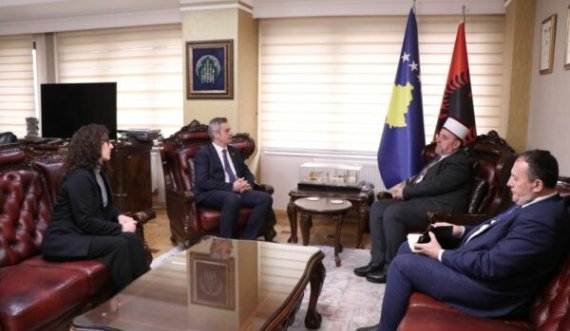 Ambasadori britanik takohet meTërnavën: Diskutuam si mund të punojmë bashkë për të adresuar cështje siç është dhuna seksuale