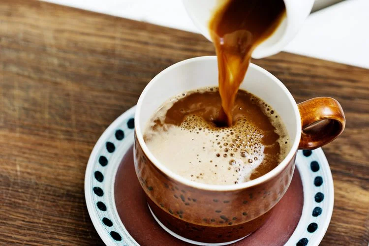 A e dini sa kafe mund të pijë një grua shtatzënë?
