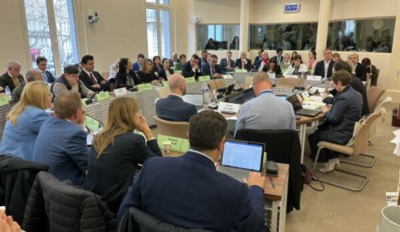 Nis shqyrtimi i opinionit për anëtarësimin e Kosovës në KiE në Paris