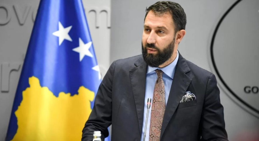 Pacolli i LDK akuzon ministrin Krasniqi se ndau para për babën e asistentes së tij