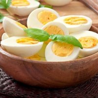 A e dini pse e verdha e vezës së zier bëhet e gjelbër?