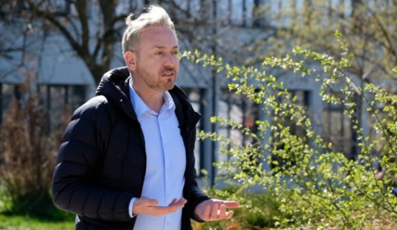Deda: Vetëvendosje është duke bërë 'hajgare'