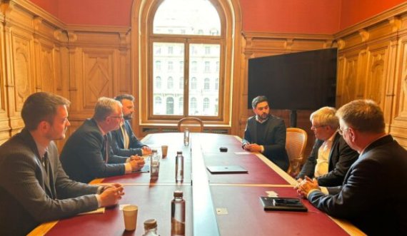 Bislimi takohet me disa deputetë zviceranë në Bern, flasin për anëtarësimin e Kosovës në KiE