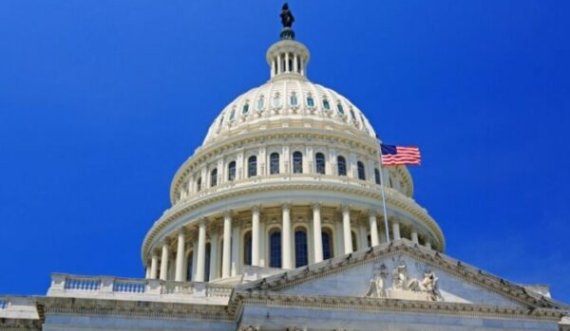 Administrata e Trump mund të ndalojë hyrjen në SHBA për qytetarët e 41 vendeve të botës