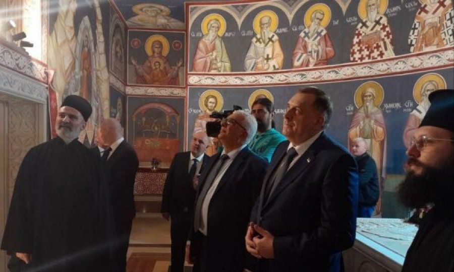 Kryeparlamentari malazez dhe Kisha Ortodokse Serbe ndjekin politikat e Vuçiqit, premtojnë pengimin e mbështetjes së rezolutës për Srebrenicë