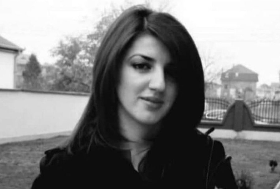 E trishtë: Ndërron jetë në moshë të re edukatorja kosovare