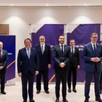 Kryeministri Kurti shfaqet krah Ramës në foton familjare të Samitit BE-Ballkani Perëndimor