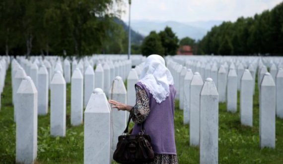 Rezoluta për krimet në Srebrenicë e ngarkon me përgjegjësi kolektive shtetin dhe kombin serb për të kaluarën kriminale e gjenocidiale