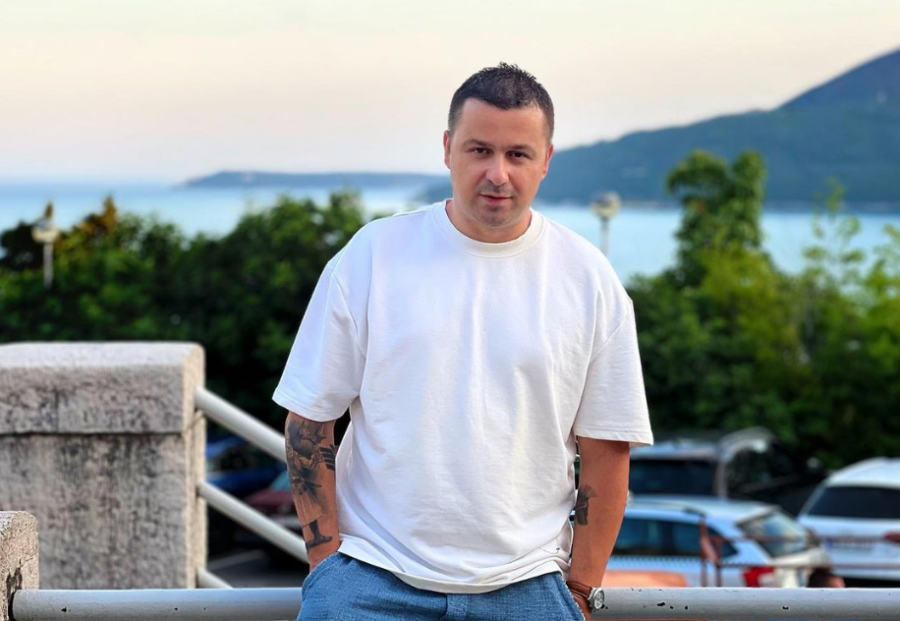 Genc Prelvukaj emocionon me fjalët për djalin e tij: Do ta kuptosh sa e madhe është dashuria e babës ndaj teje