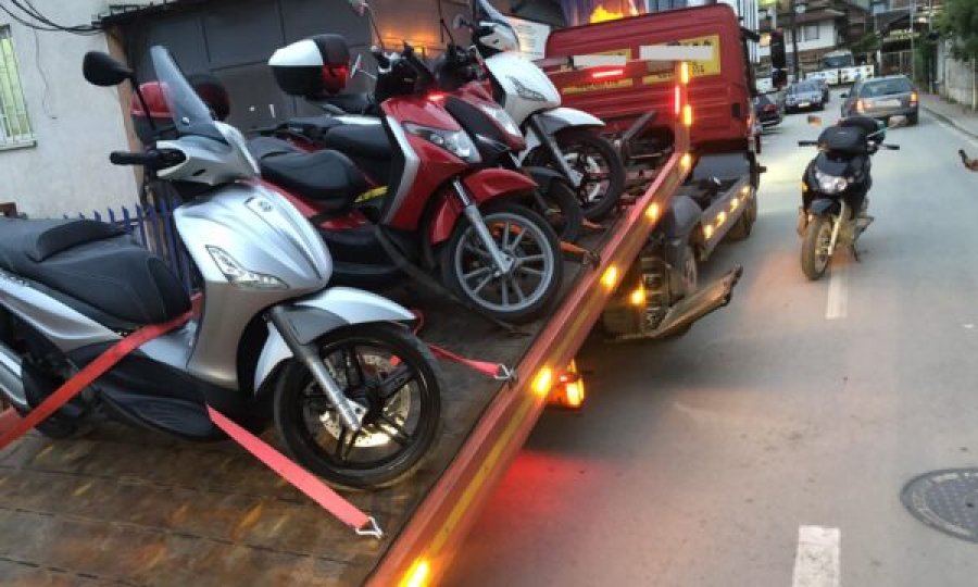 Policia sekuestron 19 motoçikleta në Pejë, gjoba për kundërvajtësit