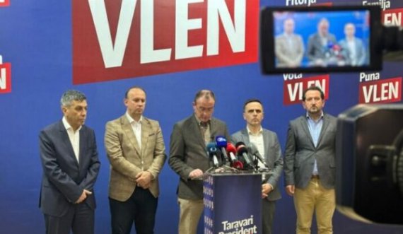 Gashi kryeparlamentar, Kasami kthehet në Tetovë, Taravari dhe Mexhiti ministra