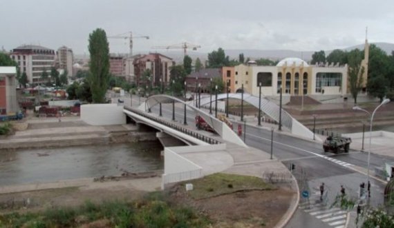 Në Kuvendin Komunal të Mitrovicës pritet të diskutohet çështja e hapjes së Urës së Ibrit