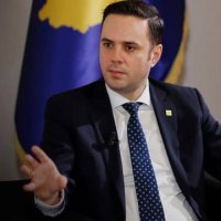 Abdixhiku: Nuk jemi në politikë për politikë nën tavolinë