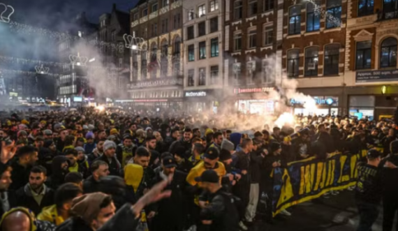 Tifozët izraelitë sulmohen në Amsterdam