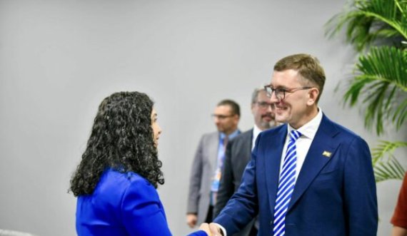 Vjosa Osmani takohet me kryeministrin e ri të Estonisë