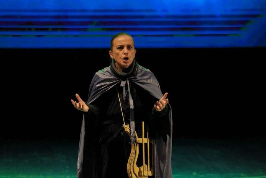 Besiana Mehmedi shkëlqen në rolin e 'Orfeos' në Tetovë