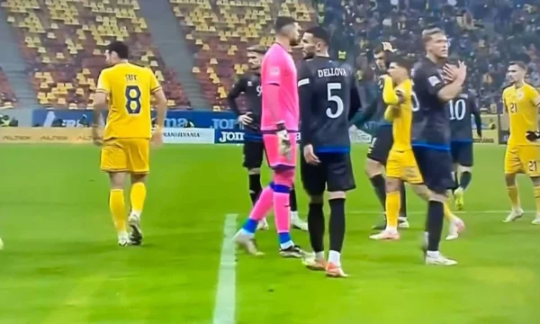 E papritur: Ndërpritet ndeshja, thirrje kundër Kosovës