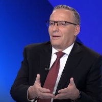 Bedri Hamza pasi u zgjodh kryetar i PDK-së: Një përgjegjësi e madhe