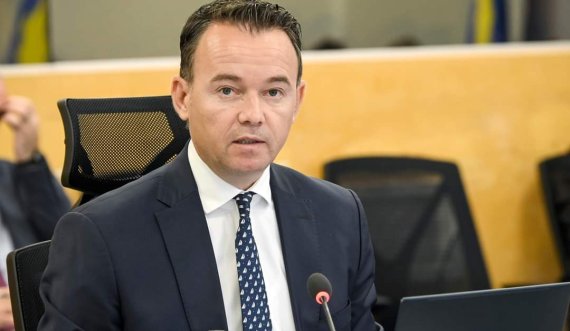 Peci: Në vazhdimësi po bëjmë përpjekje për zhbllokim të situatës