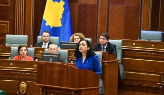 Zgjimi i vonuar i Presidentes!
