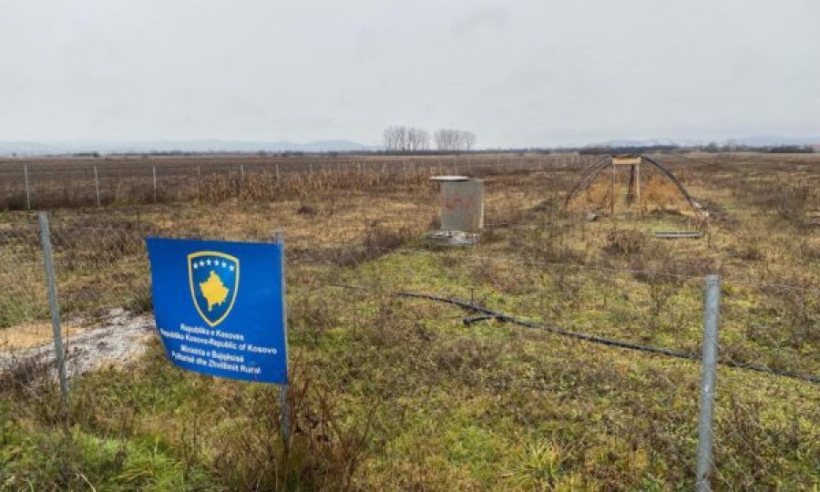 Pacolli i LDK-së thotë se Ministria e Pecit i ndau grant edhe një njeriu: Toka qe dy vjet s’u punua