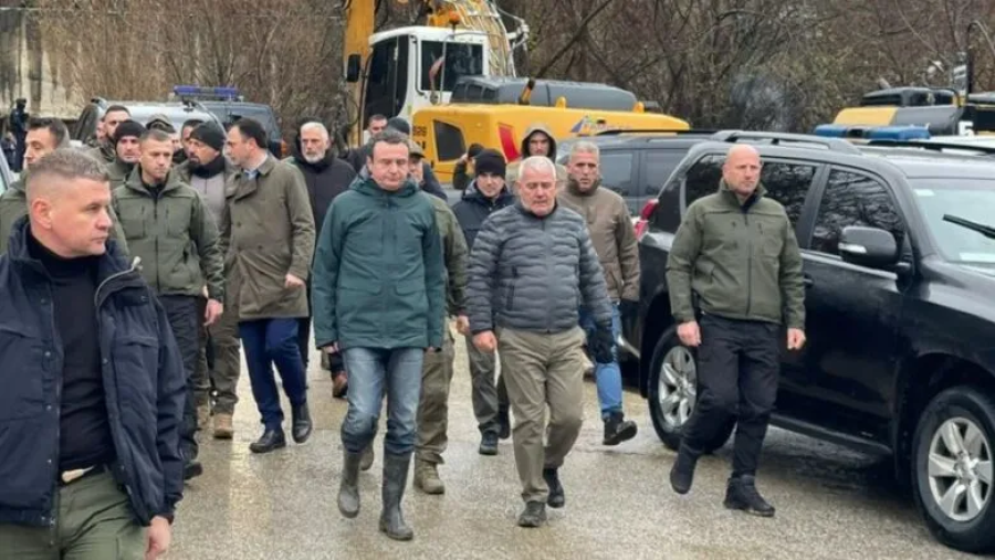 Kurti i mbathur me çizme, shefi i AKI dhe Sveçla shkojnë në Zupin Potok