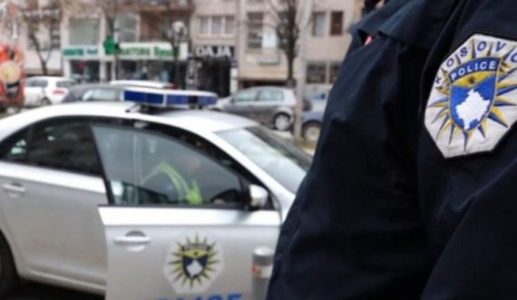 Një person ka raportuar se dy vajzat e tij kanë dalë nga shtëpia dhe nuk janë kthyer 