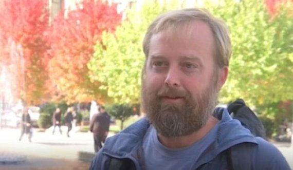 Turisti amerikan viziton edhe Kosovën