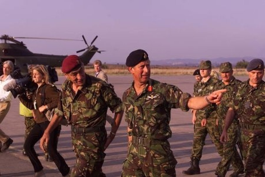 Vdiq gjenerali Jackson i cili refuzoi 'nisjen' e Luftës së Tretë Botërore në Kosovë