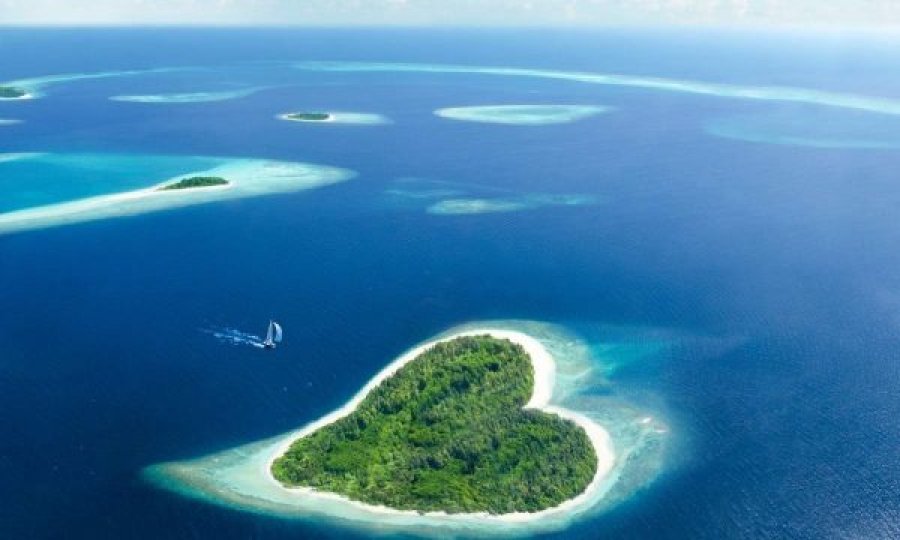 Maldivet po zhduken, shkencëtarët po gjejnë mënyra për t’i shpëtuar